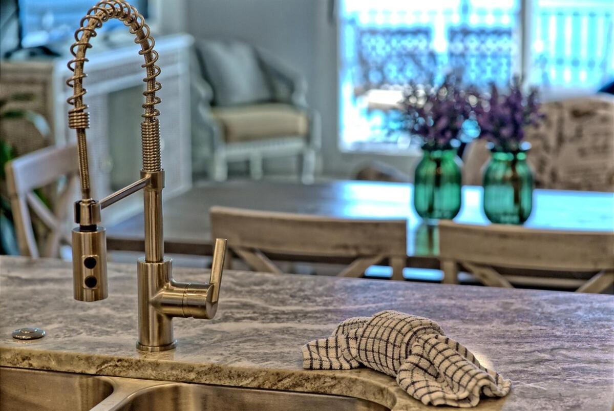 Sterling Breeze 1506 Apartment *